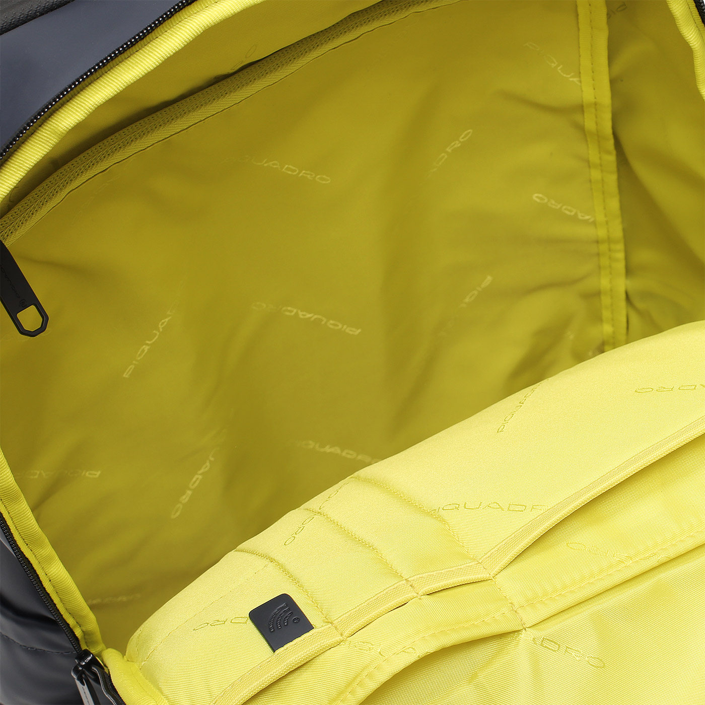 Городской рюкзак Piquadro Corner