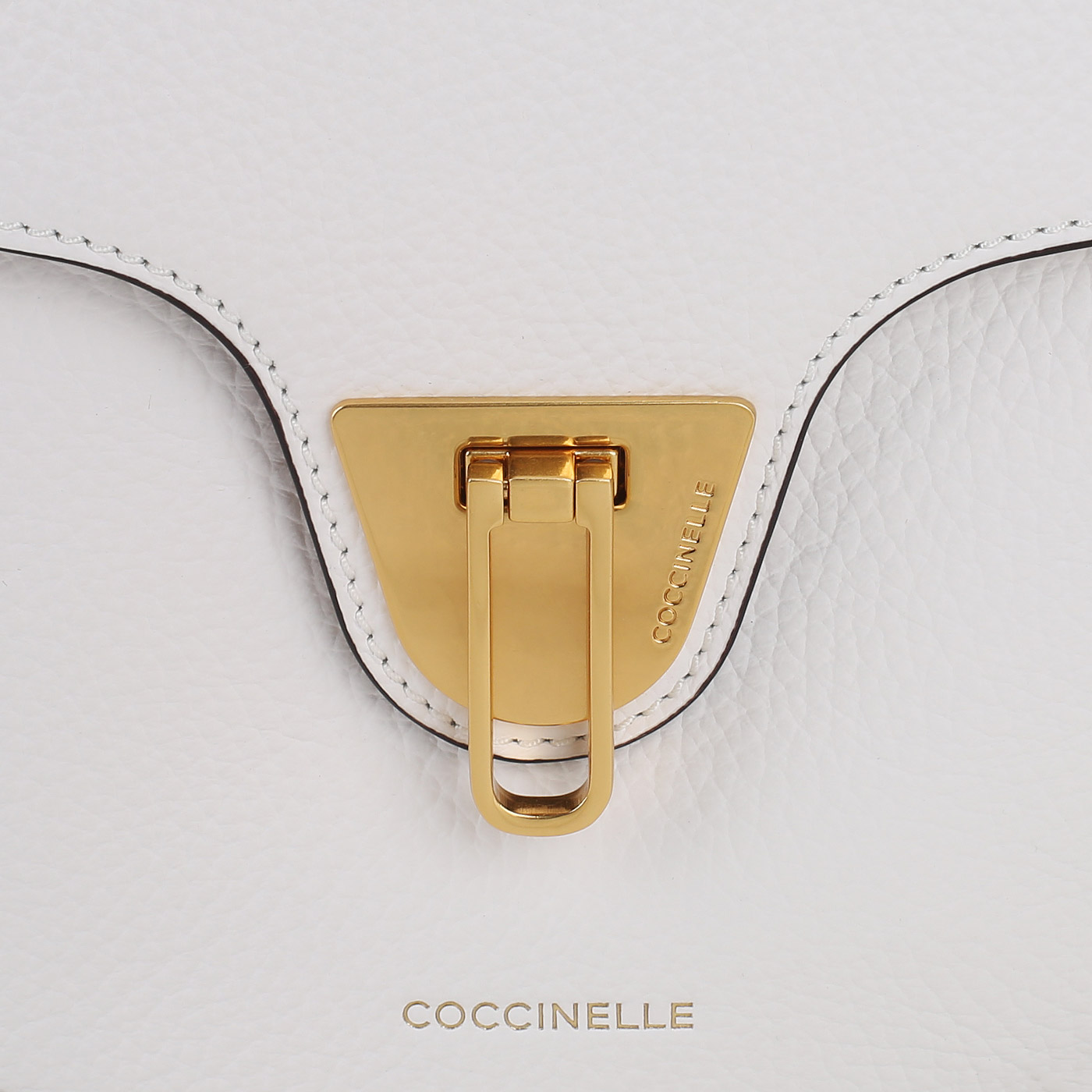 Сумка через плечо Coccinelle Beat Soft