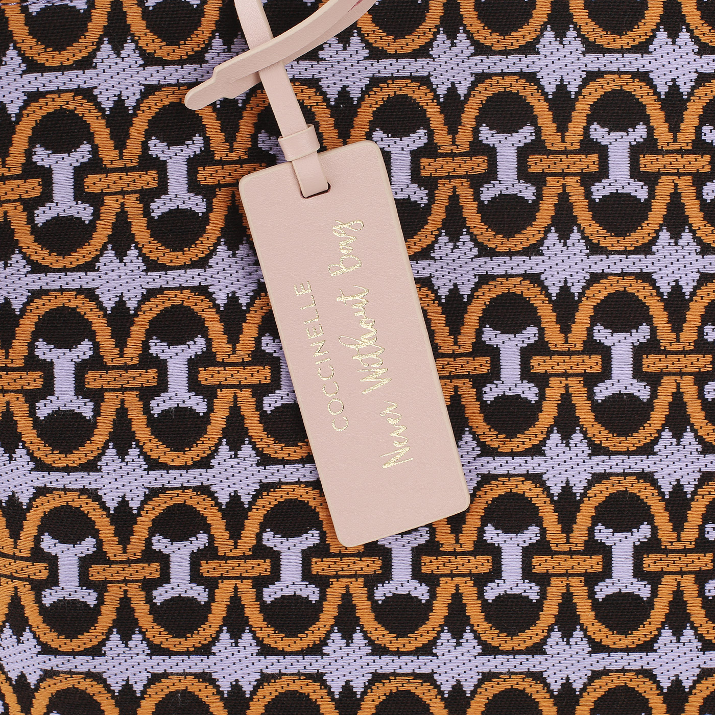 Сумка с ручками Coccinelle Never without B.monogram