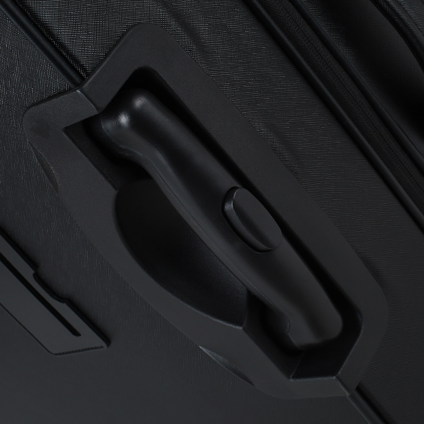 Чемодан средний M из полиурeтана Guess Napoli