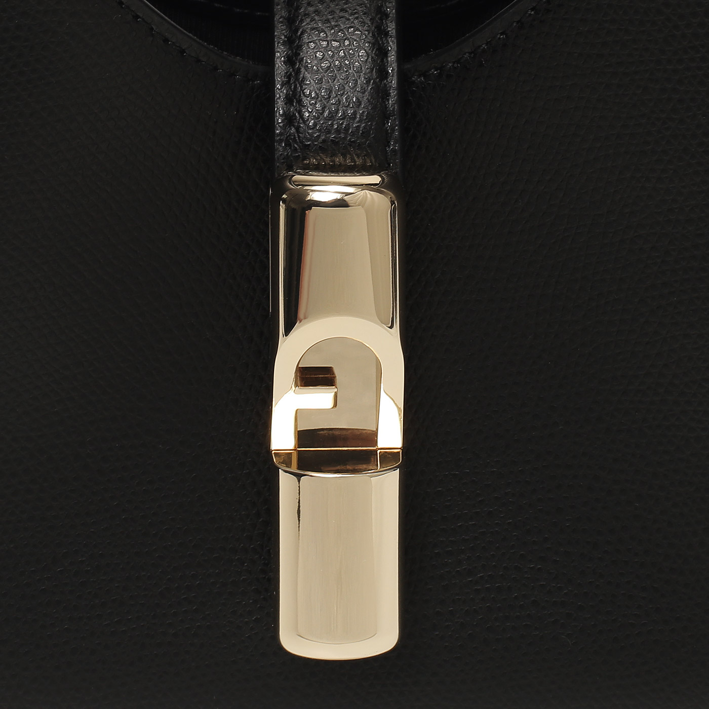 Кожаная сумка Furla Iride